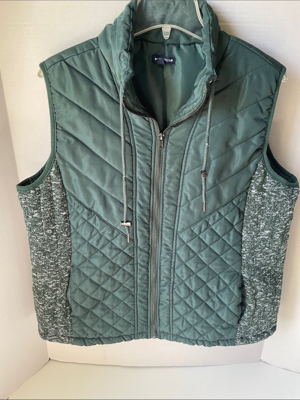 Architect  Women's Size XL Quilted Forest Green Puffer Vest with Knit  Panels